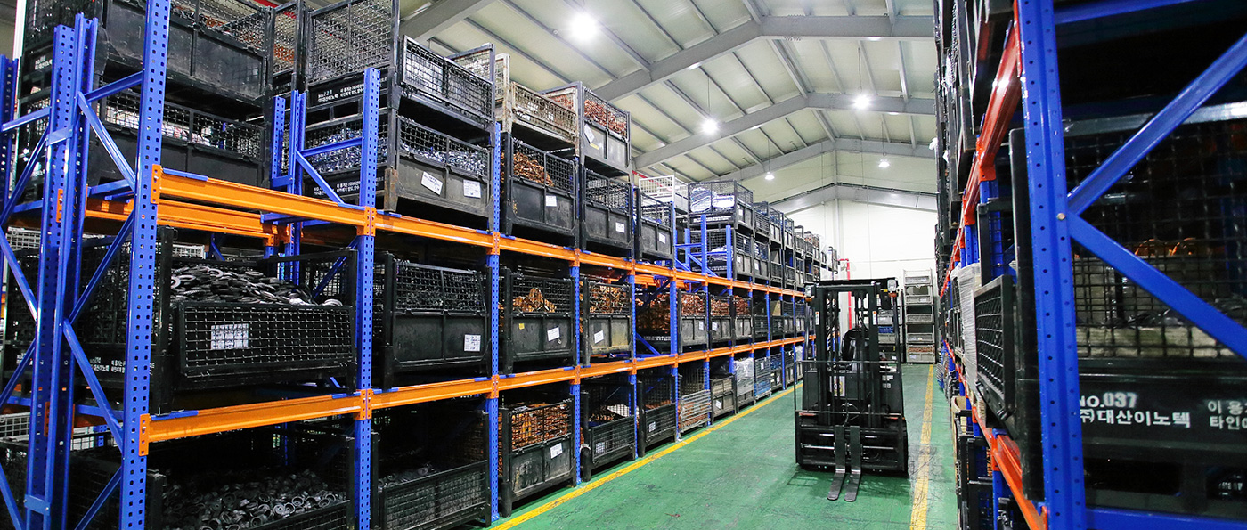 The manufacturing process of Daesan Innotec, a company specializing in geared trolley and HAND CHAIN HOIST